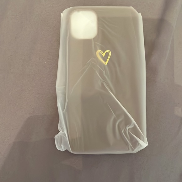 Milprox IPhone 11 Case and Screen Protector Kit - Picture 3 of 7